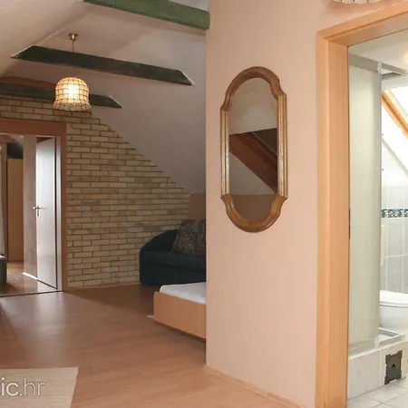 Slavonija Apartment *